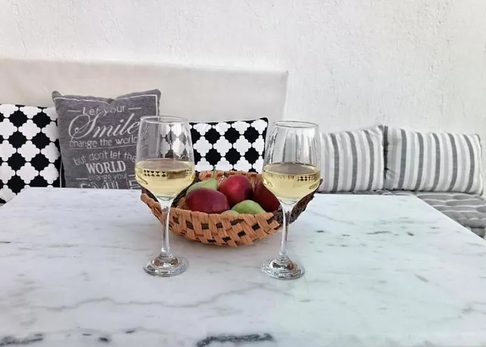 Holiday home Sweet Nikorenia 1 Krotiri