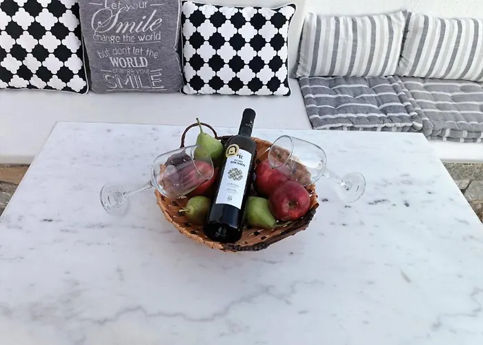 Holiday home Sweet Nikorenia 1